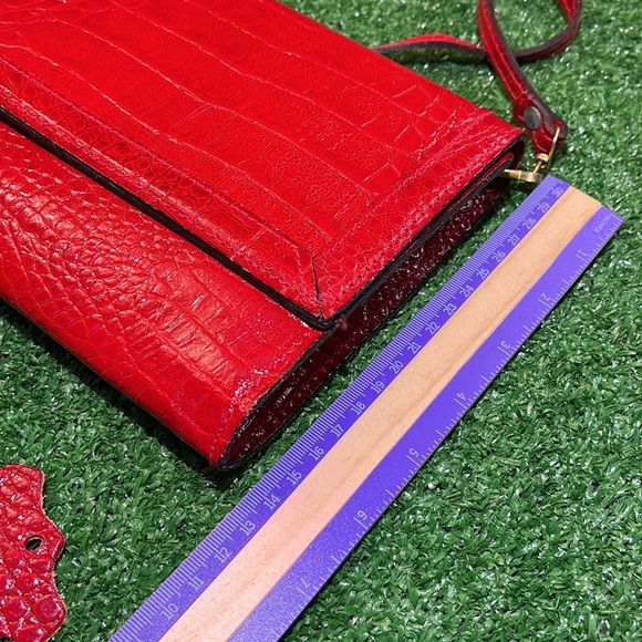 CUIR VERITABLE | Red Snakeskin Leather Bag/Clutch Made in Italy - Picture 8 of 8